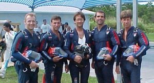 2,000 jumps in 4-way and 8-way in 1999